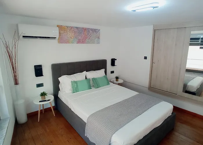 Daire Elena's By The Sea Maisonette