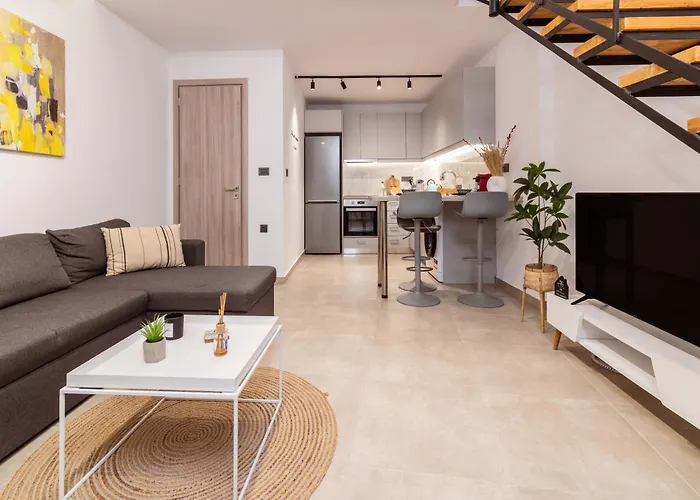 Elena's By The Sea Maisonette Daire