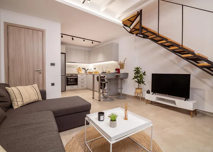 Daire Elena's By The Sea Maisonette *